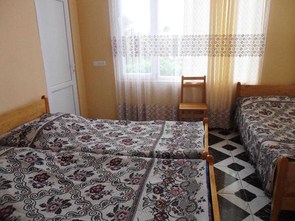 Guest House Nika Kobuleti Exterior photo