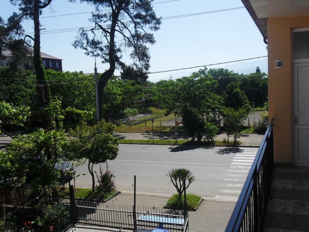 Guest House Nika Kobuleti Exterior photo