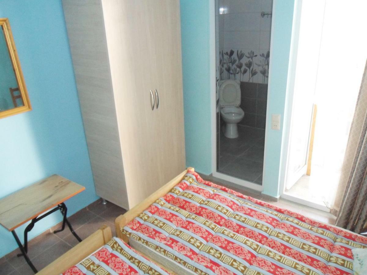 Guest House Nika Kobuleti Exterior photo